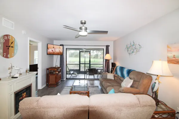 918 Capri Isles Blvd #105, Venice, Florida 34292, 2 Bedrooms Bedrooms, 0 ,2 BathroomsBathrooms,Condo,Annual Rental,Capri Isles Blvd ,3270