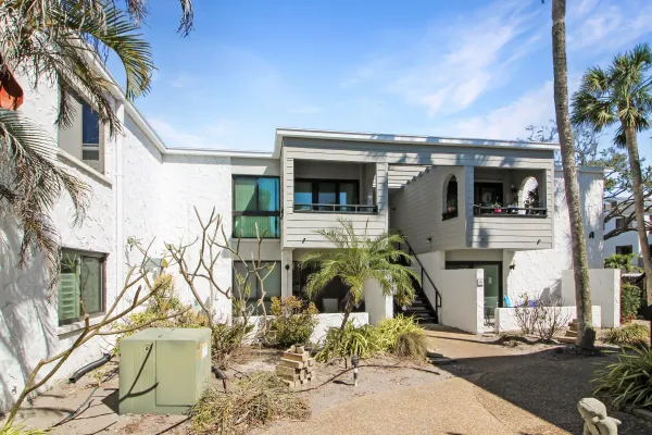 1555 Tarpon Center Dr A202, Venice, Florida 34285, 2 Bedrooms Bedrooms, 0 ,2 BathroomsBathrooms,Condo,Seasonal Rental,Tarpon Center Dr ,3272