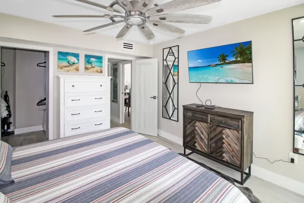 1555 Tarpon Center Dr A202, Venice, Florida 34285, 2 Bedrooms Bedrooms, 0 ,2 BathroomsBathrooms,Condo,Seasonal Rental,Tarpon Center Dr ,3272