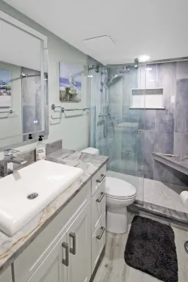 1555 Tarpon Center Dr A202, Venice, Florida 34285, 2 Bedrooms Bedrooms, 0 ,2 BathroomsBathrooms,Condo,Seasonal Rental,Tarpon Center Dr ,3272