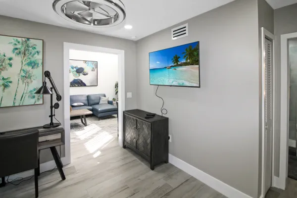 1555 Tarpon Center Dr A202, Venice, Florida 34285, 2 Bedrooms Bedrooms, 0 ,2 BathroomsBathrooms,Condo,Seasonal Rental,Tarpon Center Dr ,3272