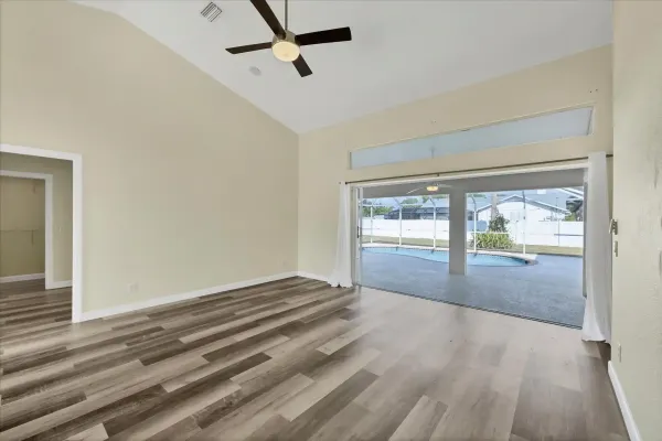 1901 Bayshore Dr, Englewood, Florida 34223, 3 Bedrooms Bedrooms, 0 ,2 BathroomsBathrooms,Single Family Home,Annual Rental,Bayshore Dr,3274