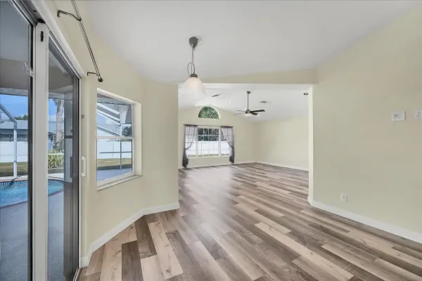 1901 Bayshore Dr, Englewood, Florida 34223, 3 Bedrooms Bedrooms, 0 ,2 BathroomsBathrooms,Single Family Home,Annual Rental,Bayshore Dr,3274