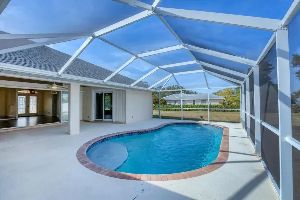 1901 Bayshore Dr, Englewood, Florida 34223, 3 Bedrooms Bedrooms, 0 ,2 BathroomsBathrooms,Single Family Home,Annual Rental,Bayshore Dr,3274