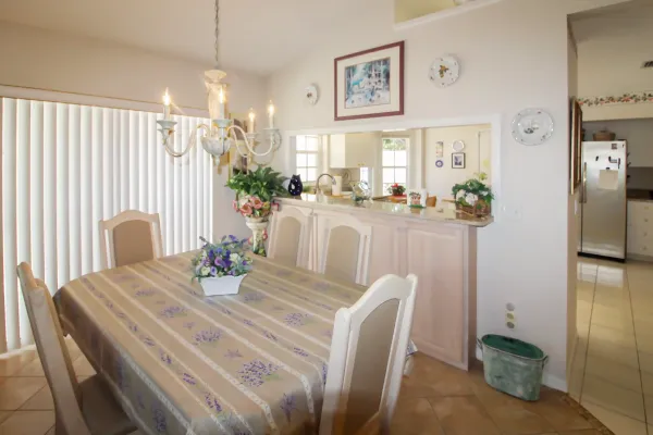 581 Clubside Circle, Venice, Florida 34293, 2 Bedrooms Bedrooms, 0 ,2 BathroomsBathrooms,Villa,Seasonal Rental,Clubside Circle,3282