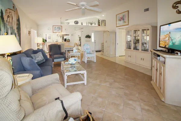 581 Clubside Circle, Venice, Florida 34293, 2 Bedrooms Bedrooms, 0 ,2 BathroomsBathrooms,Villa,Seasonal Rental,Clubside Circle,3282