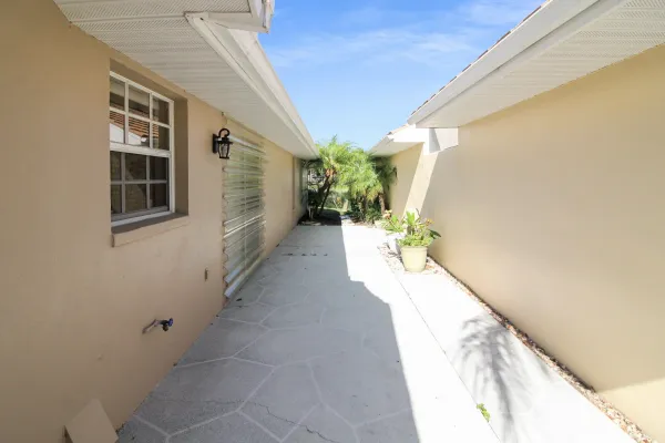 581 Clubside Circle, Venice, Florida 34293, 2 Bedrooms Bedrooms, 0 ,2 BathroomsBathrooms,Villa,Seasonal Rental,Clubside Circle,3282