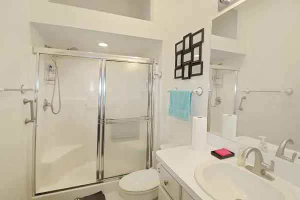 251 Vista Del Lago Way, Venice, Florida 34292, 2 Bedrooms Bedrooms, 0 ,2 BathroomsBathrooms,Villa,Seasonal Rental,Vista Del Lago Way,3289