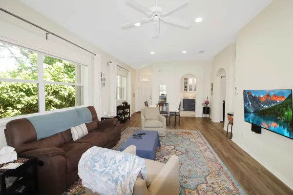 251 Vista Del Lago Way, Venice, Florida 34292, 2 Bedrooms Bedrooms, 0 ,2 BathroomsBathrooms,Villa,Seasonal Rental,Vista Del Lago Way,3289