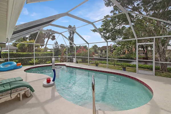 9008 Allapata Ln, Venice, Florida 34293, 3 Bedrooms Bedrooms, 0 ,2 BathroomsBathrooms,Single Family Home,Annual Rental,Allapata Ln,3291