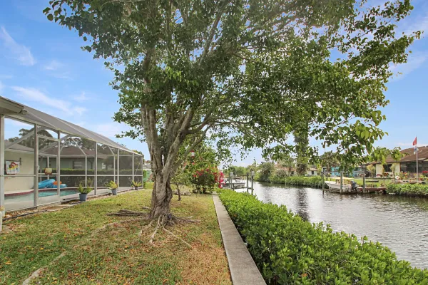 9008 Allapata Ln, Venice, Florida 34293, 3 Bedrooms Bedrooms, 0 ,2 BathroomsBathrooms,Single Family Home,Annual Rental,Allapata Ln,3291