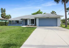 9008 Allapata Ln, Venice, Florida 34293, 3 Bedrooms Bedrooms, 0 ,2 BathroomsBathrooms,Single Family Home,Annual Rental,Allapata Ln,3291