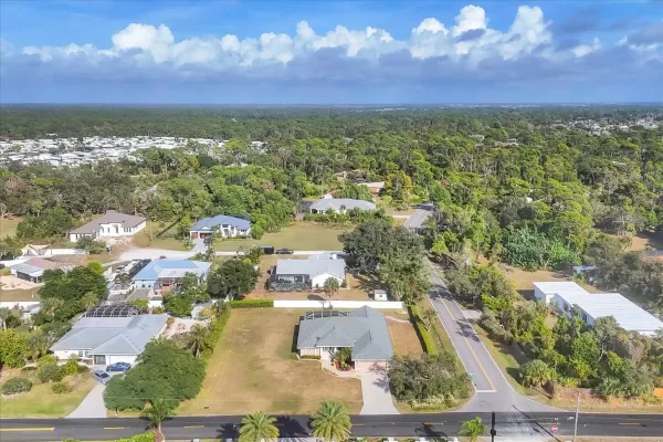 1901 Bayshore Dr, Englewood, Florida 34223, 3 Bedrooms Bedrooms, 0 ,2 BathroomsBathrooms,Single Family Home,Annual Rental,Bayshore Dr,3314