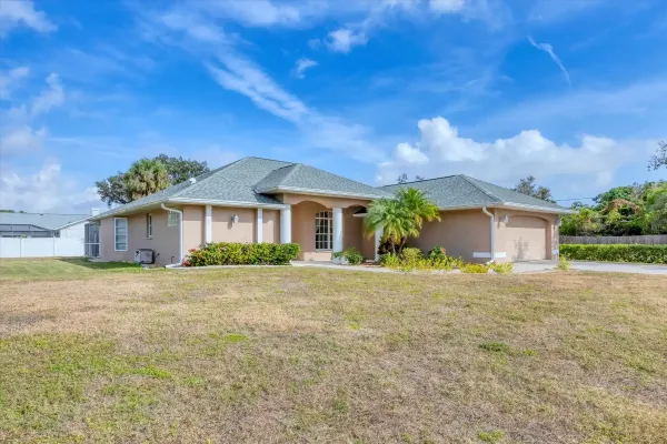 1901 Bayshore Dr, Englewood, Florida 34223, 3 Bedrooms Bedrooms, 0 ,2 BathroomsBathrooms,Single Family Home,Annual Rental,Bayshore Dr,3314