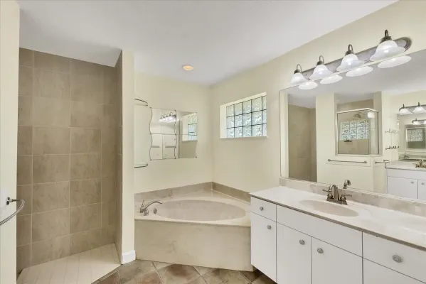 1901 Bayshore Dr, Englewood, Florida 34223, 3 Bedrooms Bedrooms, 0 ,2 BathroomsBathrooms,Single Family Home,Annual Rental,Bayshore Dr,3314