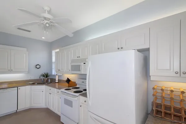 102 Woodbridge Dr, Venice, Florida 34293, 2 Bedrooms Bedrooms, 0 ,2 BathroomsBathrooms,Villa,Seasonal Rental,Woodbridge Dr ,3341