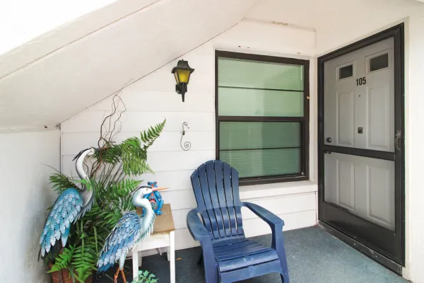 918 Capri Isles Blvd #105, Venice, Florida 34292, 2 Bedrooms Bedrooms, 0 ,2 BathroomsBathrooms,Condo,Long Term Rentals,Capri Isles Blvd ,3342