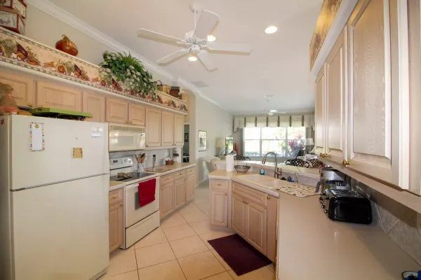 675 Pond Willow Ln, Venice, Florida 34292, 3 Bedrooms Bedrooms, 0 ,2 BathroomsBathrooms,Single Family Home,Seasonal Rental,Pond Willow Ln,3345