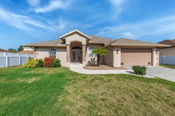 5016 Larry St, Venice, Florida 34293, 3 Bedrooms Bedrooms, 0 ,2 BathroomsBathrooms,Single Family Home,Long Term Rentals,Larry St ,3346