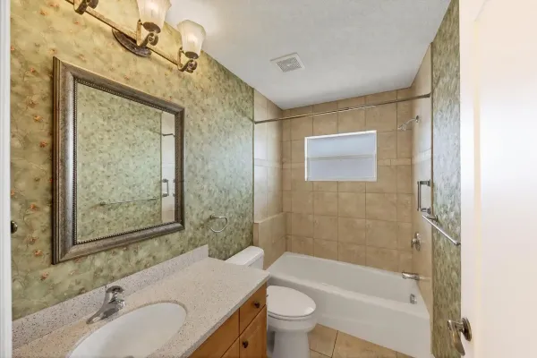 5016 Larry St, Venice, Florida 34293, 3 Bedrooms Bedrooms, 0 ,2 BathroomsBathrooms,Single Family Home,Long Term Rentals,Larry St ,3346