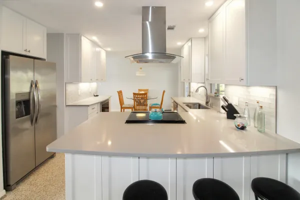 913 Nokomis Ave S, Venice, Florida 34285, 3 Bedrooms Bedrooms, 0 ,2.5 BathroomsBathrooms,Single Family Home,Seasonal Rental,Nokomis Ave S,3350