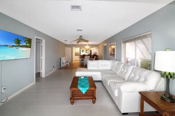 340 Cerromar Way N #3, Venice, Florida 34293, 2 Bedrooms Bedrooms, 0 ,2 BathroomsBathrooms,Condo,Long Term Rentals,Cerromar Way N,3357