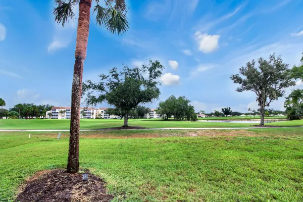 340 Cerromar Way N #3, Venice, Florida 34293, 2 Bedrooms Bedrooms, 0 ,2 BathroomsBathrooms,Condo,Long Term Rentals,Cerromar Way N,3357