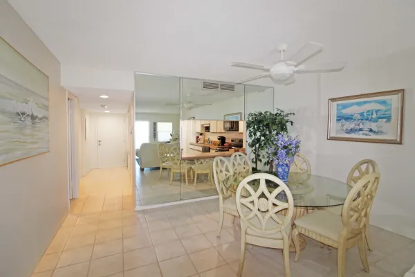 1150 Tarpon Center Dr #506, Venice, Florida 34285, 2 Bedrooms Bedrooms, 0 ,2 BathroomsBathrooms,Condo,Seasonal Rental,Tarpon Center Dr ,3363