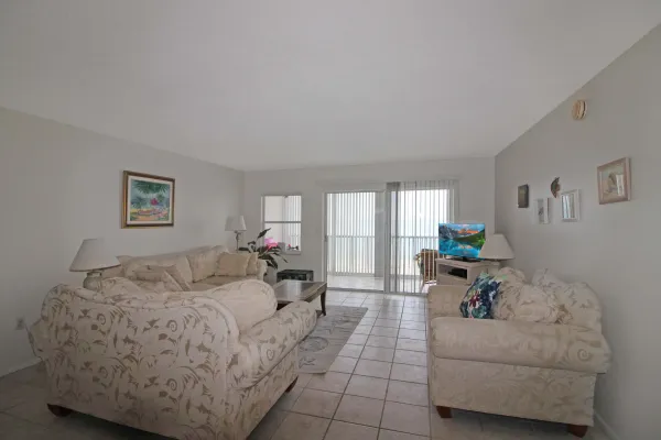 1150 Tarpon Center Dr #506, Venice, Florida 34285, 2 Bedrooms Bedrooms, 0 ,2 BathroomsBathrooms,Condo,Seasonal Rental,Tarpon Center Dr ,3363