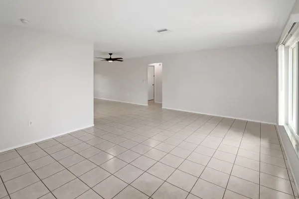 145 Hourglass Dr, Venice, Florida 34293, 3 Bedrooms Bedrooms, 0 ,2 BathroomsBathrooms,Single Family Home,Long Term Rentals,Hourglass Dr,3366