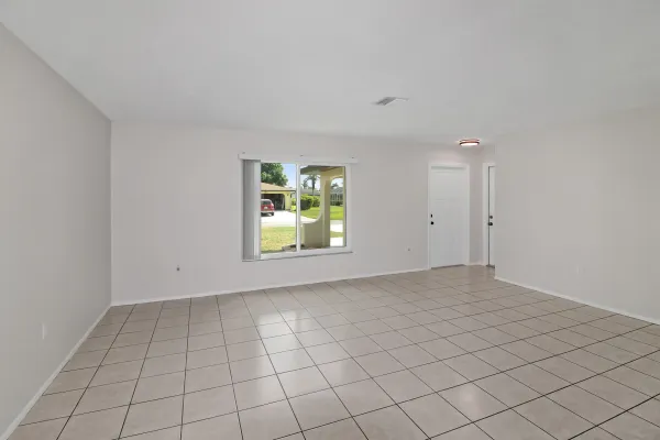 145 Hourglass Dr, Venice, Florida 34293, 3 Bedrooms Bedrooms, 0 ,2 BathroomsBathrooms,Single Family Home,Long Term Rentals,Hourglass Dr,3366
