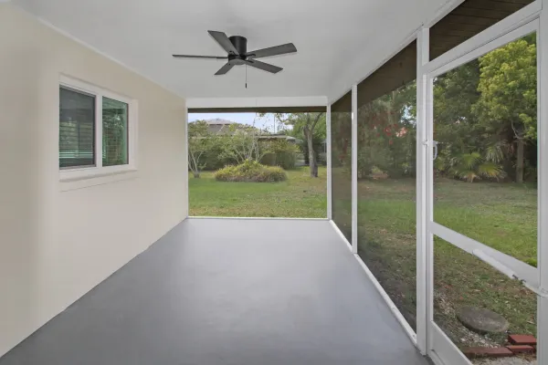 145 Hourglass Dr, Venice, Florida 34293, 3 Bedrooms Bedrooms, 0 ,2 BathroomsBathrooms,Single Family Home,Long Term Rentals,Hourglass Dr,3366