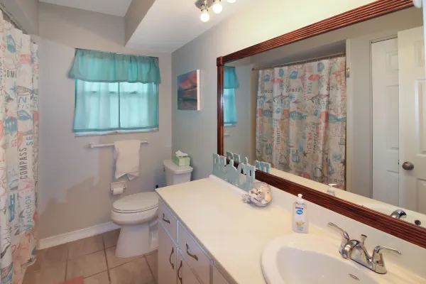 124 Field Ave E, Venice, Florida 34285, 2 Bedrooms Bedrooms, 0 ,1.5 BathroomsBathrooms,Single Family Home,Seasonal Rental,Field Ave E,3375