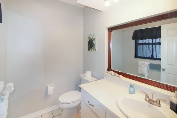 124 Field Ave E, Venice, Florida 34285, 2 Bedrooms Bedrooms, 0 ,1.5 BathroomsBathrooms,Single Family Home,Seasonal Rental,Field Ave E,3375