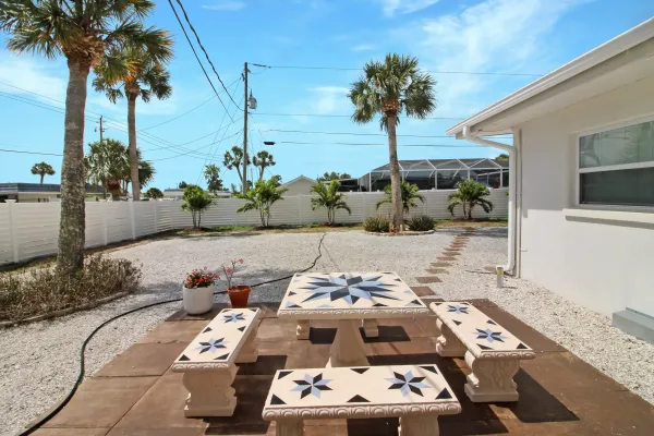 124 Field Ave E, Venice, Florida 34285, 2 Bedrooms Bedrooms, 0 ,1.5 BathroomsBathrooms,Single Family Home,Seasonal Rental,Field Ave E,3375