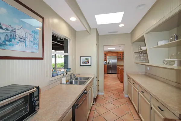 19 Gulf Manor Dr, Venice, Florida 34285, 2 Bedrooms Bedrooms, 0 ,2.5 BathroomsBathrooms,Single Family Home,Seasonal Rental,Gulf Manor Dr,3378