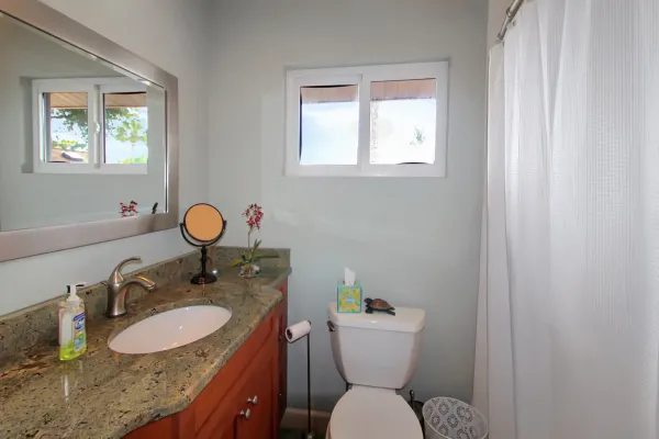19 Gulf Manor Dr, Venice, Florida 34285, 2 Bedrooms Bedrooms, 0 ,2.5 BathroomsBathrooms,Single Family Home,Seasonal Rental,Gulf Manor Dr,3378