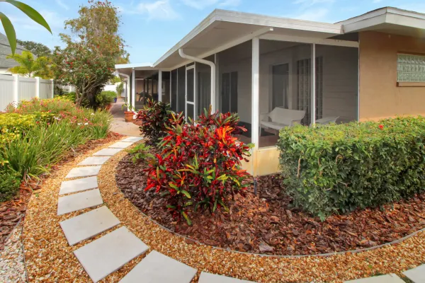 19 Gulf Manor Dr, Venice, Florida 34285, 2 Bedrooms Bedrooms, 0 ,2.5 BathroomsBathrooms,Single Family Home,Seasonal Rental,Gulf Manor Dr,3378