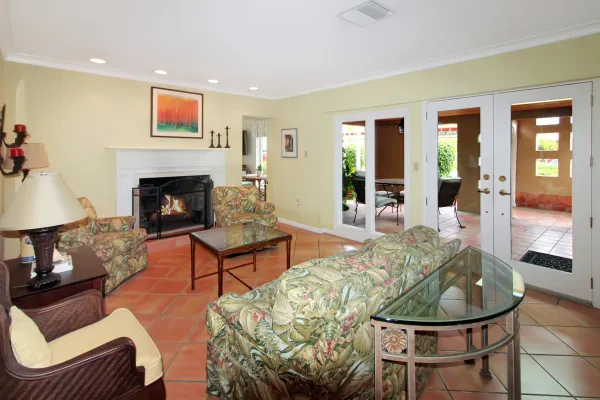 19 Gulf Manor Dr, Venice, Florida 34285, 2 Bedrooms Bedrooms, 0 ,2.5 BathroomsBathrooms,Single Family Home,Seasonal Rental,Gulf Manor Dr,3378