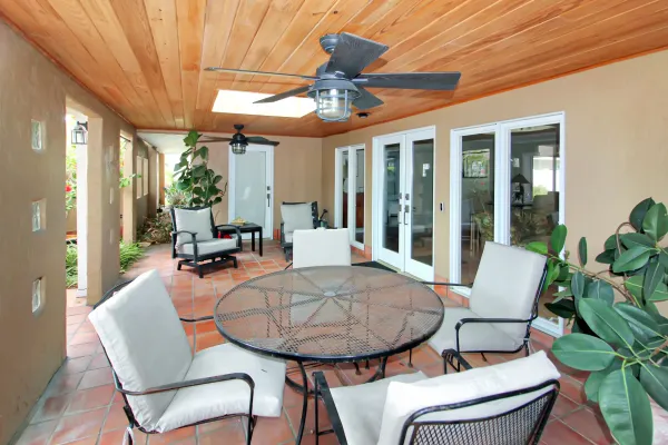 19 Gulf Manor Dr, Venice, Florida 34285, 2 Bedrooms Bedrooms, 0 ,2.5 BathroomsBathrooms,Single Family Home,Seasonal Rental,Gulf Manor Dr,3378