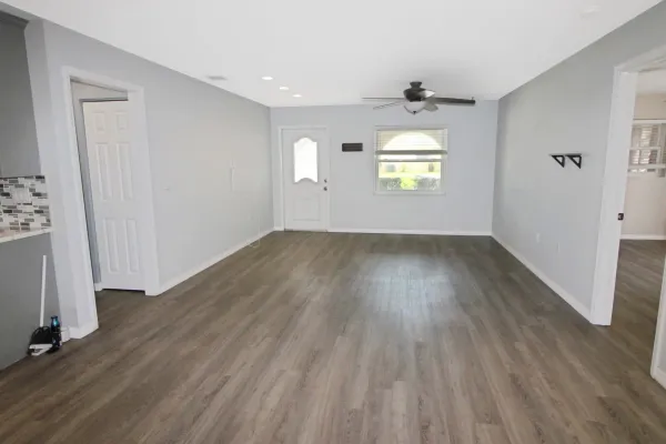 420 Mount Vernon Dr, Venice, Florida 34293, 2 Bedrooms Bedrooms, 0 ,2 BathroomsBathrooms,Single Family Home,Long Term Rentals,Mount Vernon Dr,3380