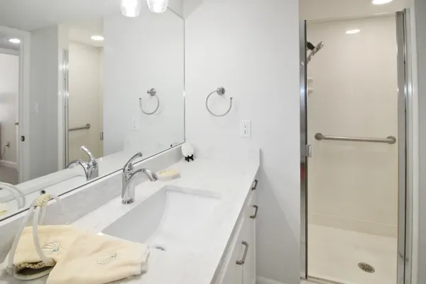 629 Alhambra Rd Unit 703, Venice, Florida 34285, 2 Bedrooms Bedrooms, 0 ,2 BathroomsBathrooms,Condo,Seasonal Rental,Alhambra Rd ,3381