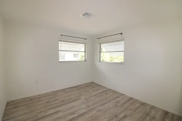 253 Alsace Ave, Venice, Florida 34293, 2 Bedrooms Bedrooms, 0 ,2 BathroomsBathrooms,Single Family Home,Long Term Rentals,Alsace Ave ,3385