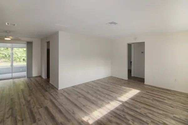 253 Alsace Ave, Venice, Florida 34293, 2 Bedrooms Bedrooms, 0 ,2 BathroomsBathrooms,Single Family Home,Long Term Rentals,Alsace Ave ,3385