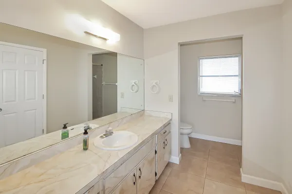 804 Baffin Dr W, Venice, Florida 34293, 2 Bedrooms Bedrooms, 0 ,2 BathroomsBathrooms,Single Family Home,Long Term Rentals,Baffin Dr W,3386