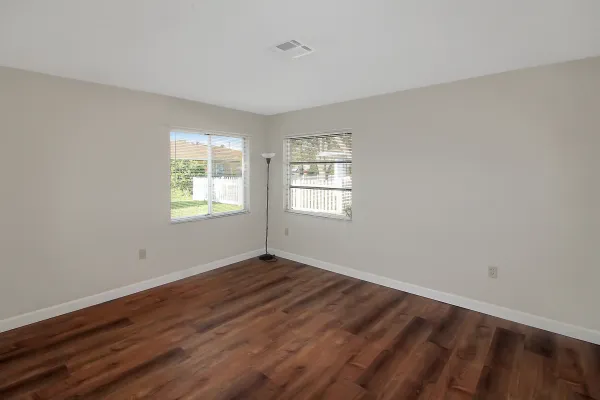 804 Baffin Dr W, Venice, Florida 34293, 2 Bedrooms Bedrooms, 0 ,2 BathroomsBathrooms,Single Family Home,Long Term Rentals,Baffin Dr W,3386