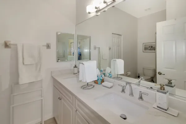 410 Triano Circle, Venice, Florida 34292, 2 Bedrooms Bedrooms, 0 ,2 BathroomsBathrooms,Condo,Seasonal Rental,Triano Circle ,3388