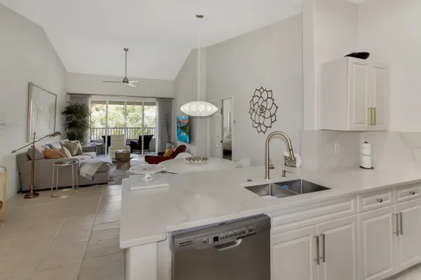 410 Triano Circle, Venice, Florida 34292, 2 Bedrooms Bedrooms, 0 ,2 BathroomsBathrooms,Condo,Seasonal Rental,Triano Circle ,3388