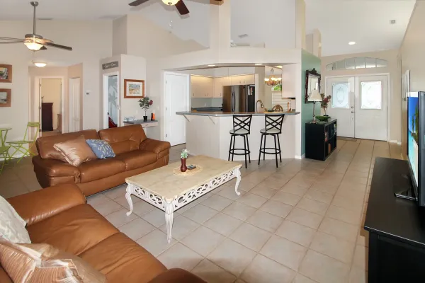 1180 Palmetto Dr, Venice, Florida 34293, 3 Bedrooms Bedrooms, 0 ,2 BathroomsBathrooms,Single Family Home,Long Term Rentals,Palmetto Dr,3390
