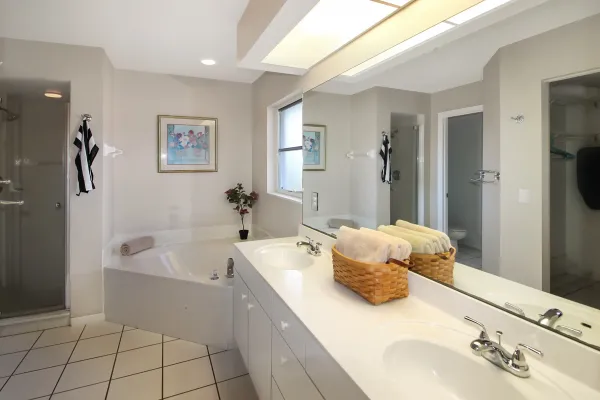 1180 Palmetto Dr, Venice, Florida 34293, 3 Bedrooms Bedrooms, 0 ,2 BathroomsBathrooms,Single Family Home,Long Term Rentals,Palmetto Dr,3390